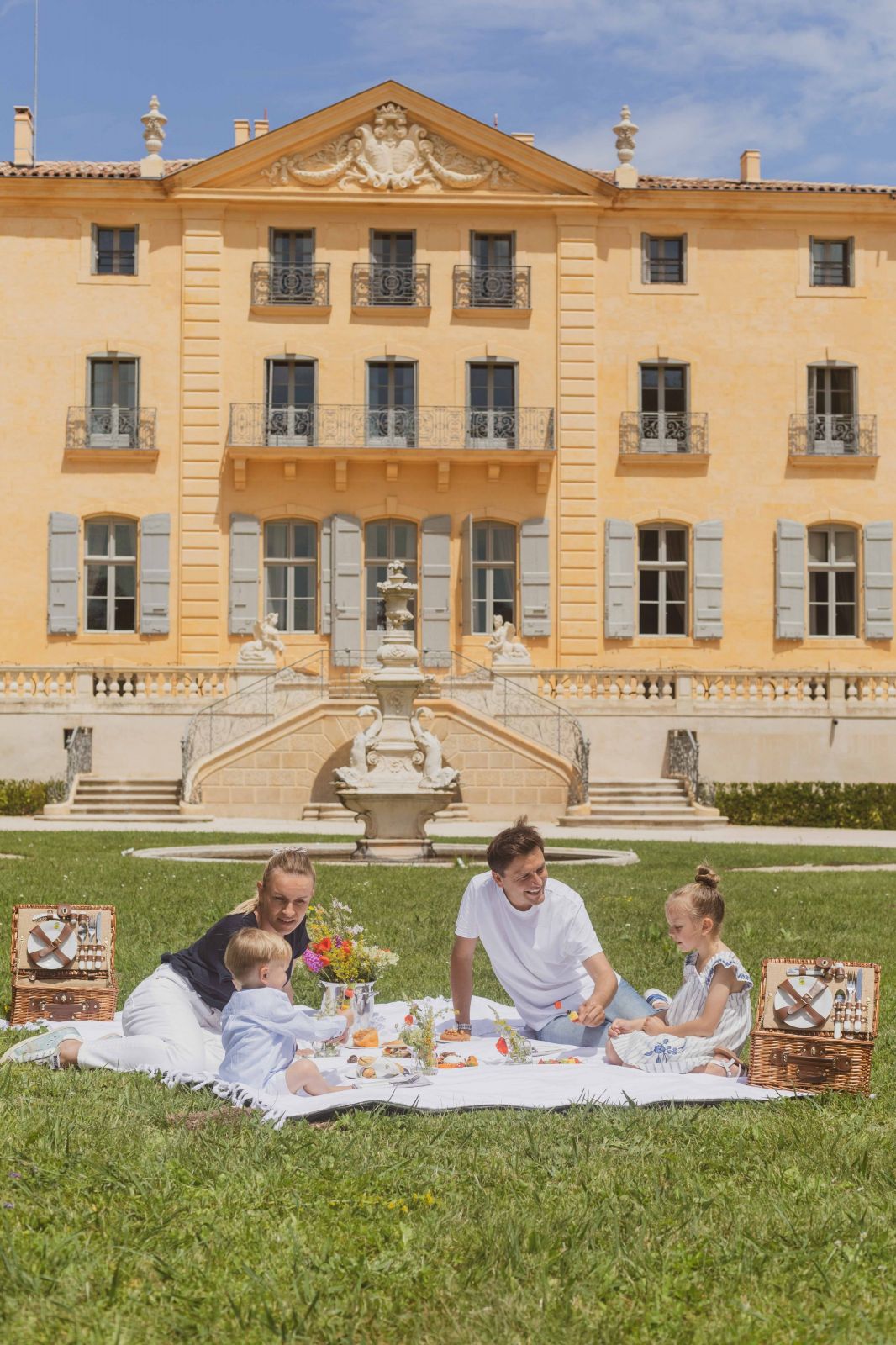 Séjour en famille - Château de Fonscolombe - Aix en provence 