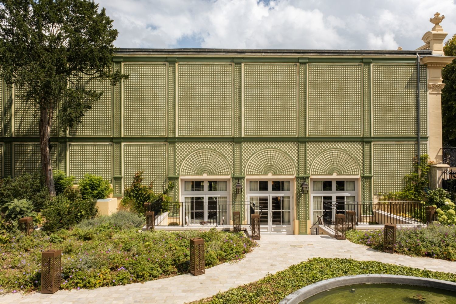 Les Lumi&egrave;res-Versailles